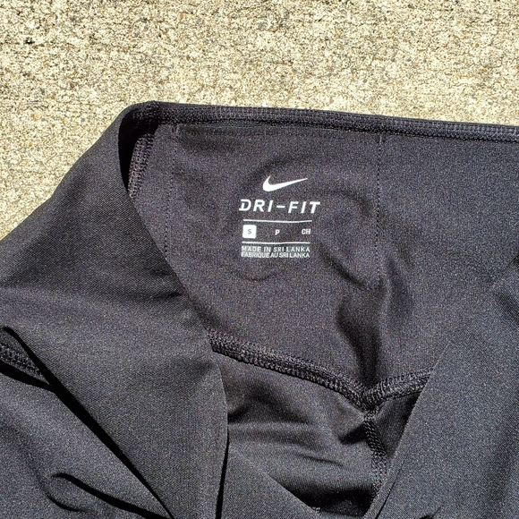 Nike Dri-Fit Leggings Black Gray Bottom Size Small - Picture 3 of 5